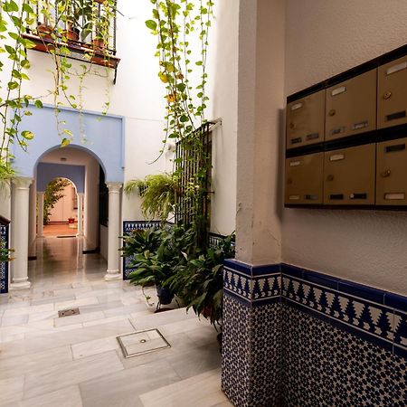 Rc Sevilla Centro Historico Catedraljuderia Exterior foto